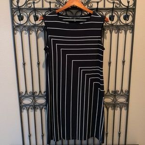 WHBM STRETCH LITTLE BLACK DRESS